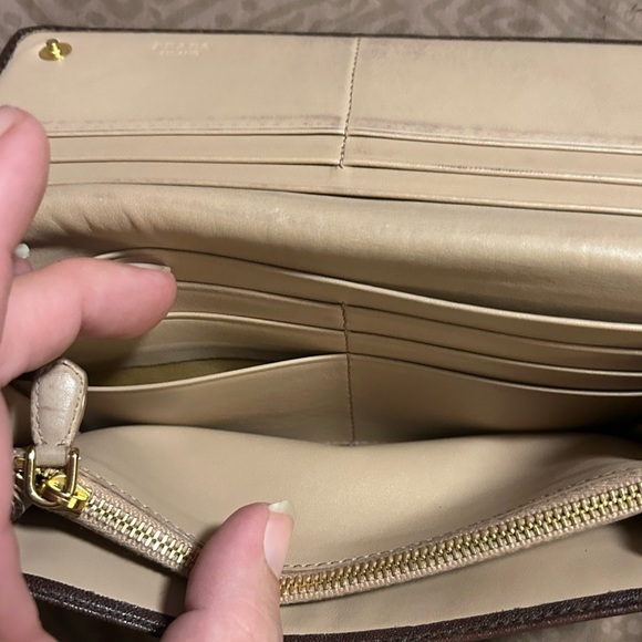 Prada butter leather double snap long wallet - Picture 10 of 16